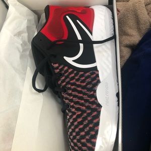 NWT Men’s Nike KD TREY VllI brand new size 12.5